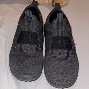 Woman’s Nike slip on